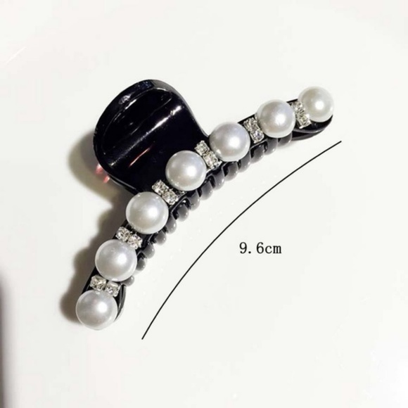Black Claw Hair Clip with Crystals & Pearls - Picture 4 of 8